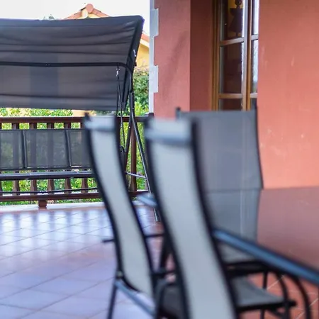 Casa Entrencinas Holiday home *