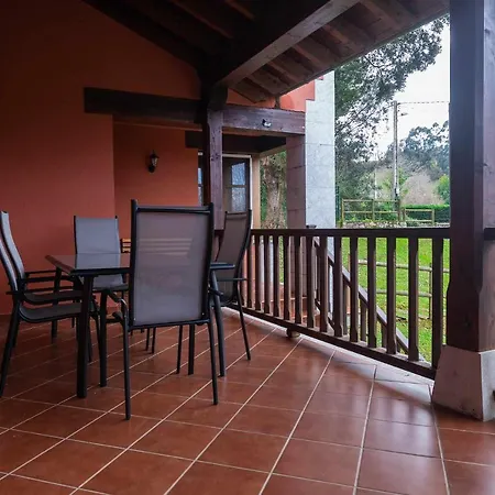 Holiday home Casa Entrencinas Collera